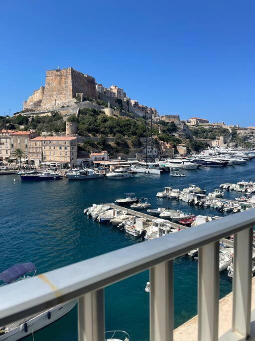 Sur Le Port Face A La Citadelle Lägenhet Bonifacio  Exteriör bild
